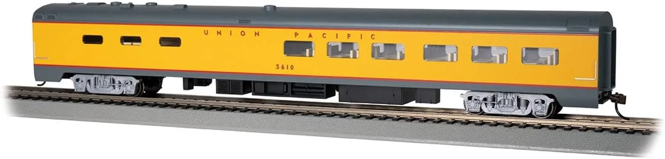Bachmann Trains - 85' Smooth-Side Dining CAR with Lighted Interior - Union Pacific® #3610 - HO Scale