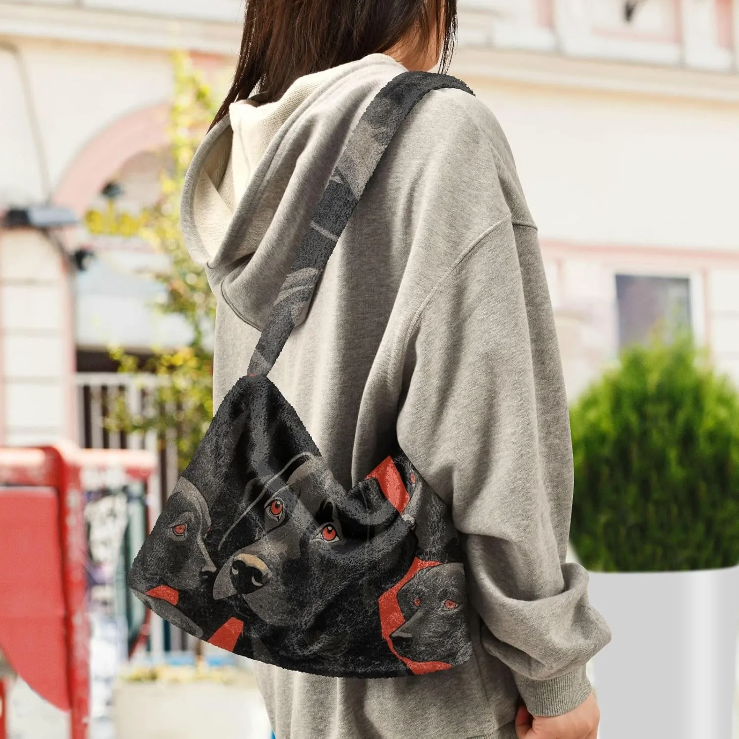 Black Dog on Retro Red Shoulder Tote Bag, Handbag with Zipper, Womens Outdoor Bag