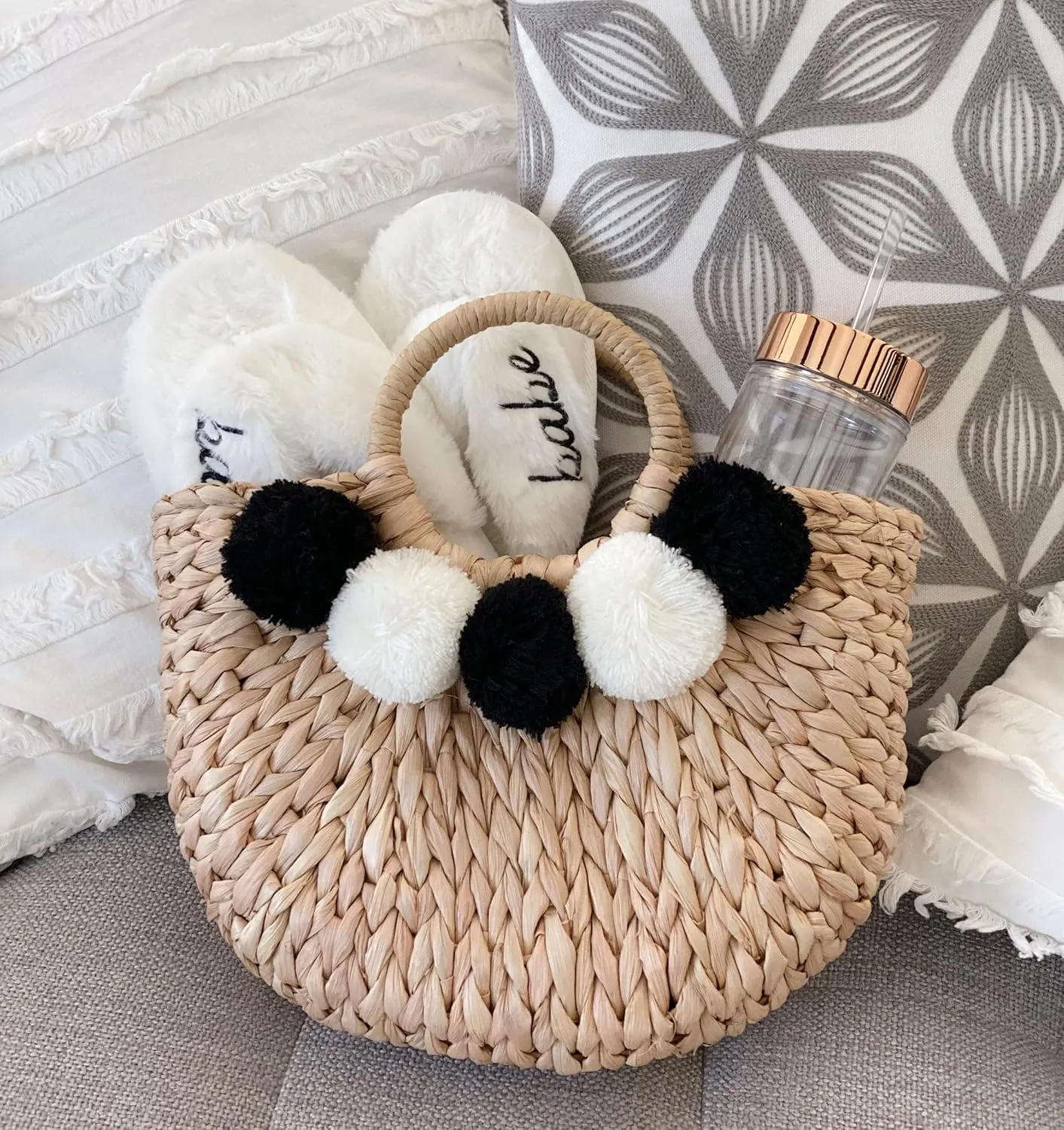 Boho Chic Straw Bag with Pom Poms Hand-Woven Sound Handle Purse Summer Beach Bag for Women