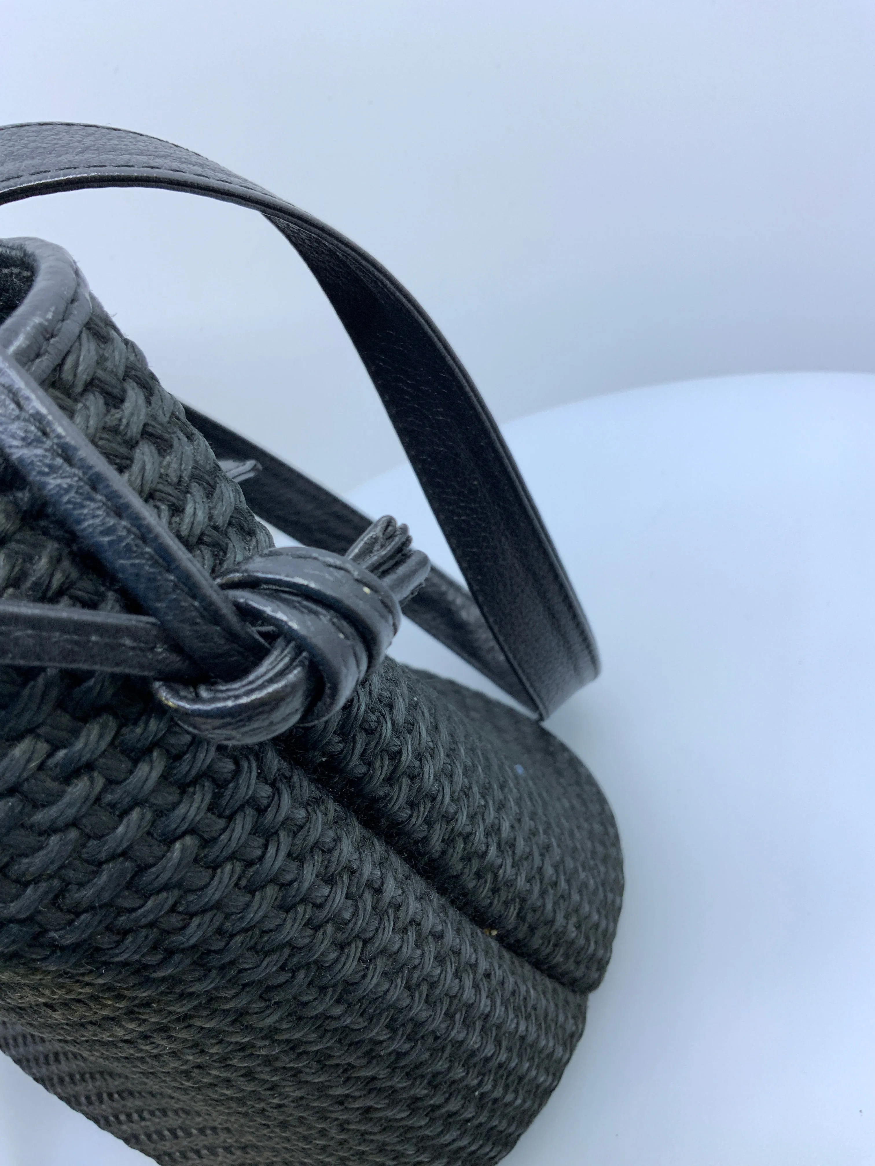 BOTTEGA VENETA VINTAGE RAFFIA TOTE BAG