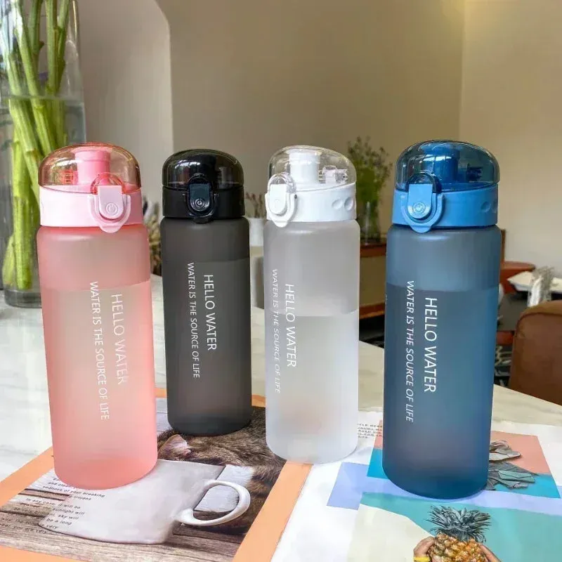 Bounce-Cover Water Bottle Leak-Proof 780ml