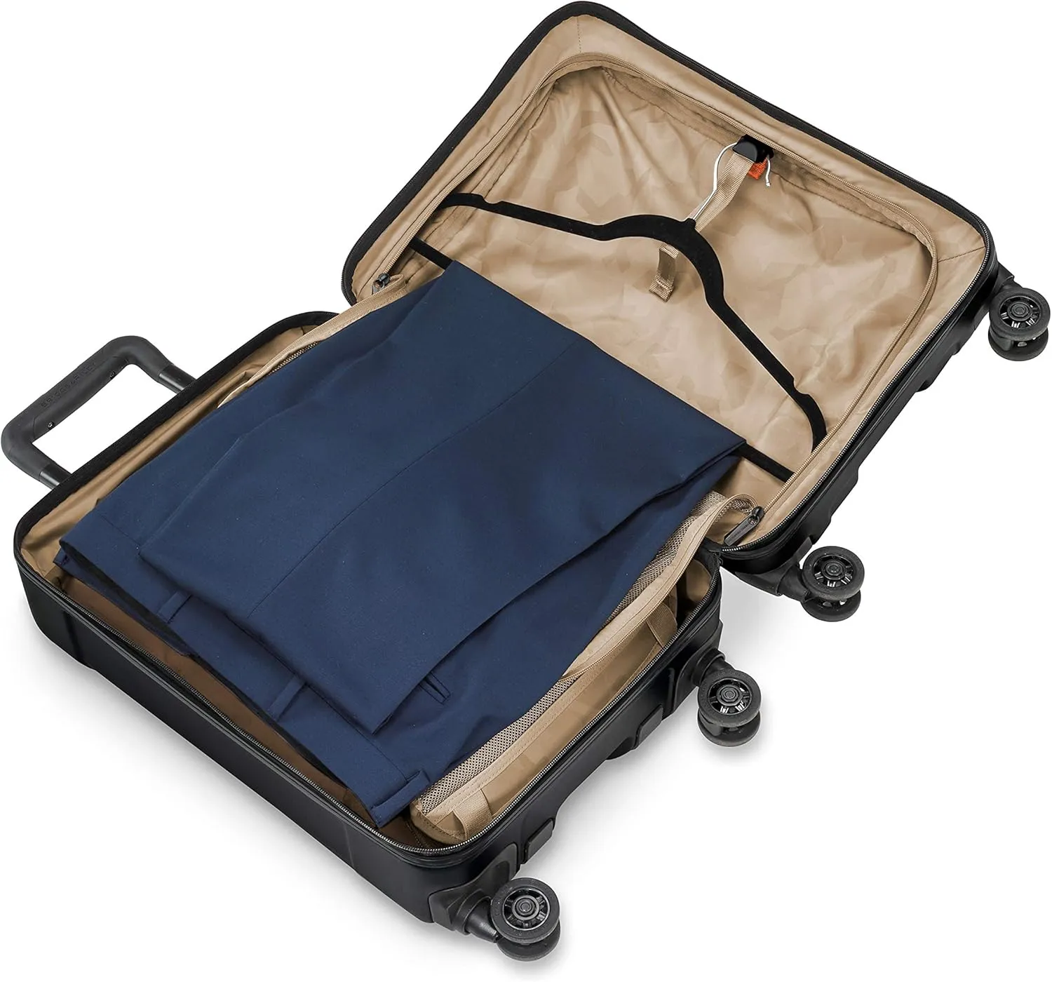 Briggs & Riley Torq Hardside Carry On Luggage with Spinner Wheels 22 inch. USB Charging Port, TSA-Friendly Locks, Easy Access Hinged Front Pocket, Black