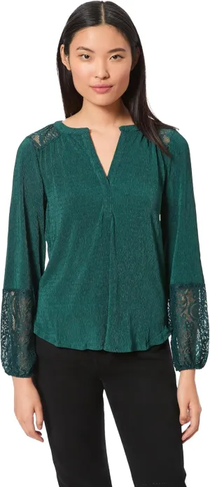 Cable & Gauge Lace Detailed Blouse