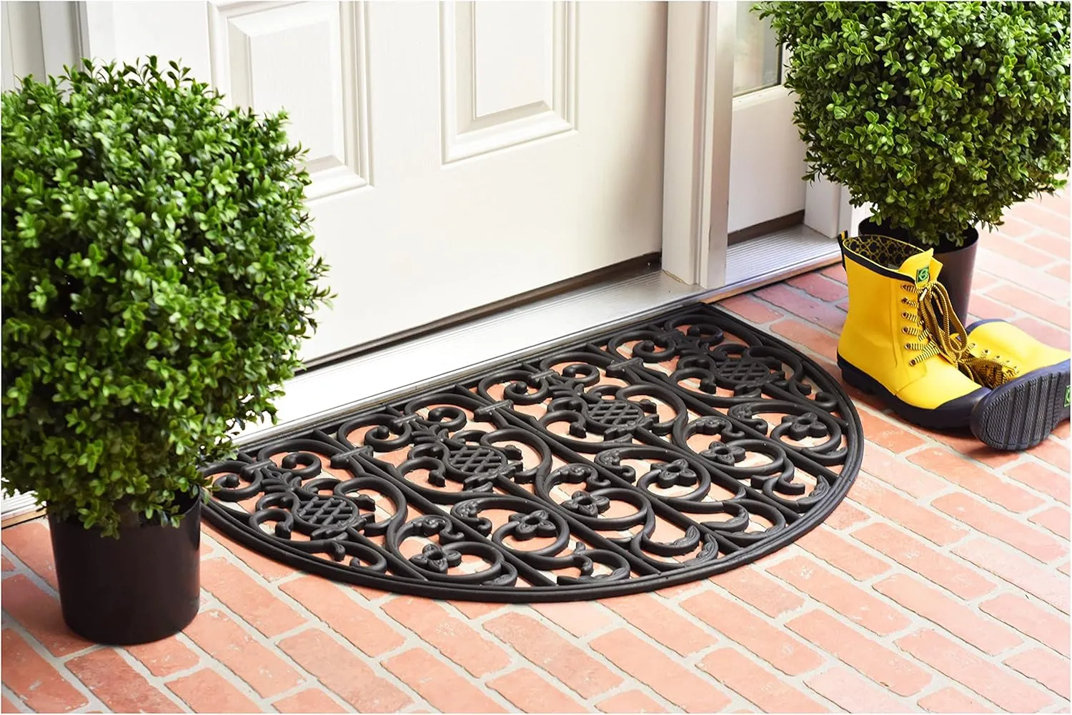 Calloway Mills AZ153792436 Novara Rubber Doormat, 24" x 36", Black
