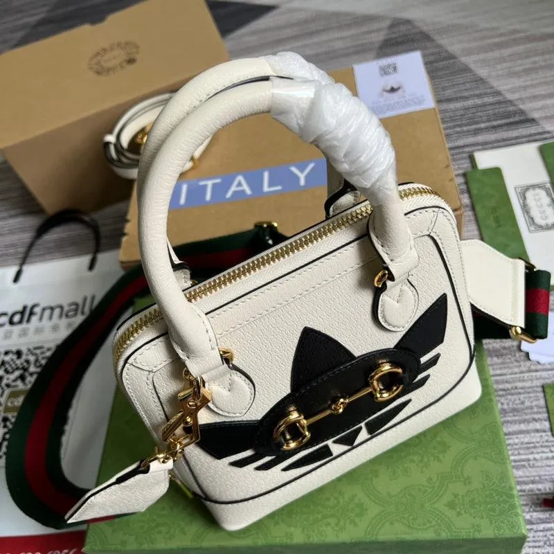 Charm - GG Bags - 1201