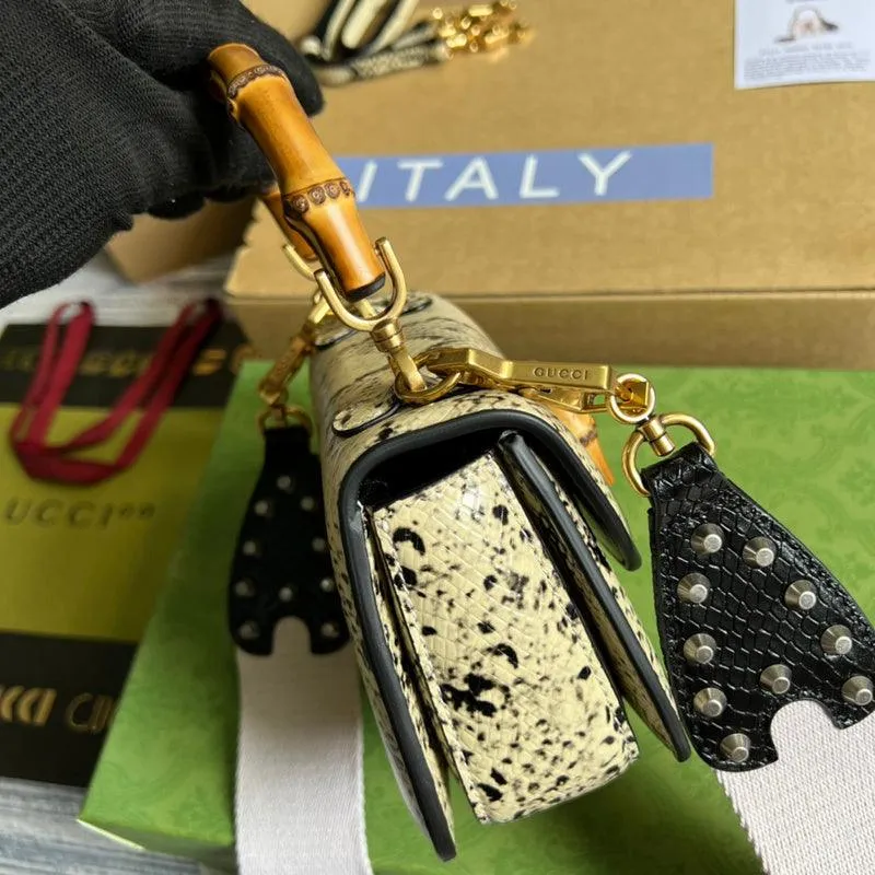 Charm - GG Bags - 1502