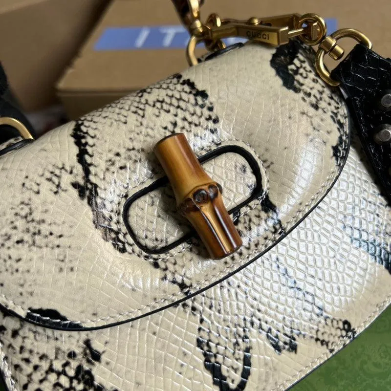 Charm - GG Bags - 1502