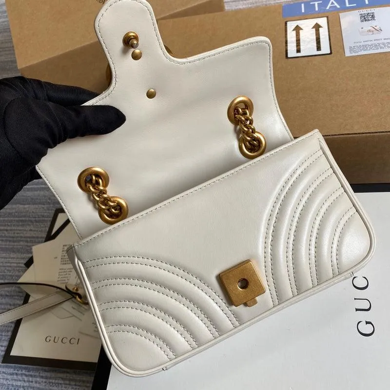 Charm - GG Bags - 2217