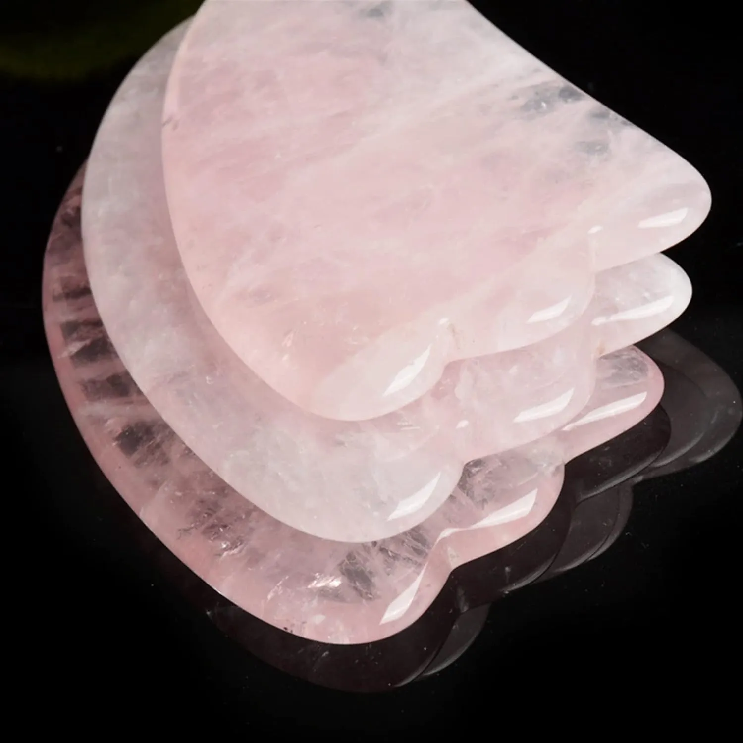 Face Massager Gua Sha Rose Quartz Jade Guasha Stone for Chin Neck Face Lifting Wrinkle Remover Skin Detox Beauty Care 1Pcs (Color : Triangle)