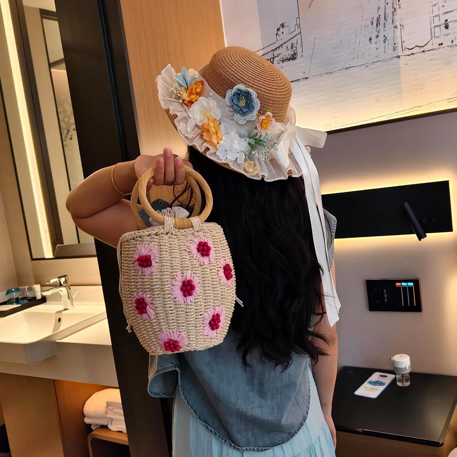 Flower Pearls Rattan Tote Bag Summer Beach Drawstring Straw Bucket Bag Diamonds Woven Handbag