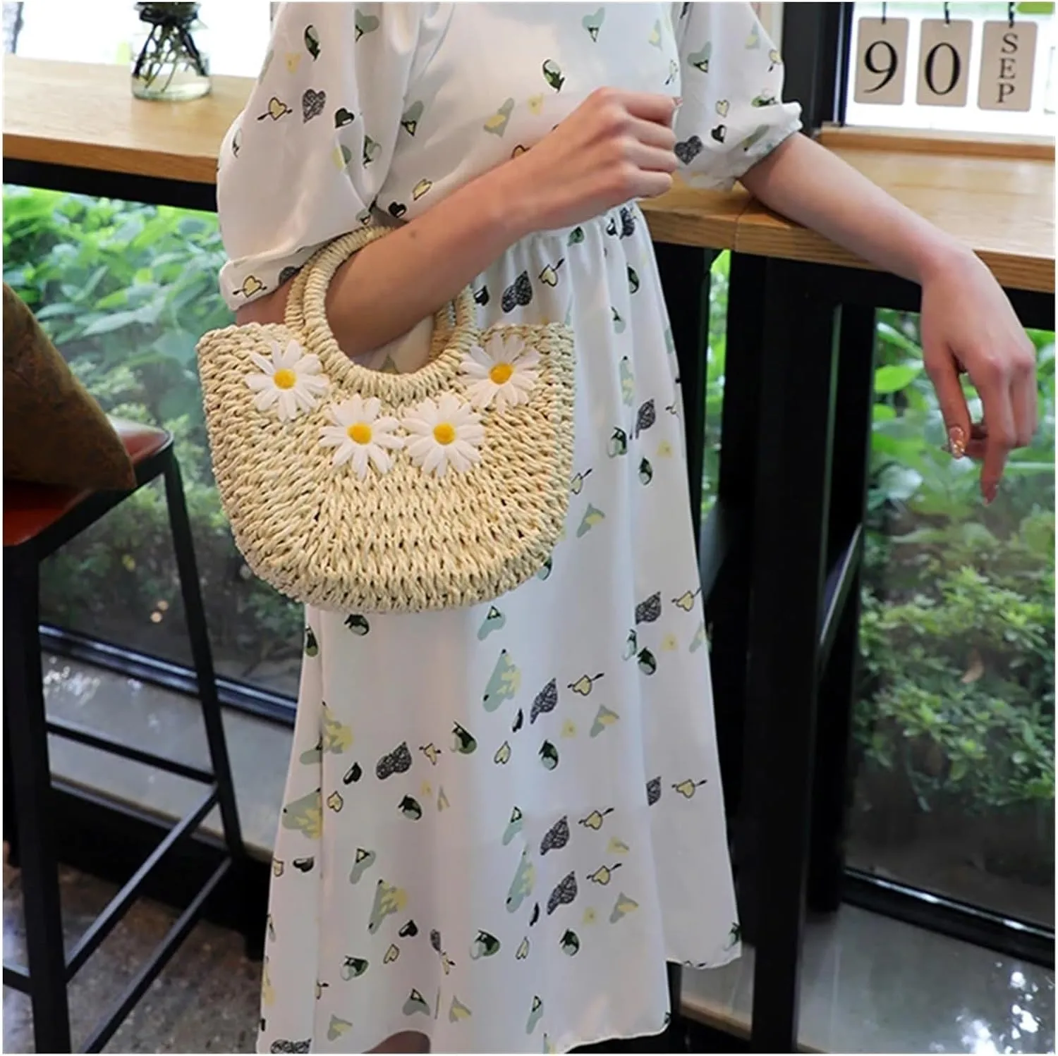 Hand-Woven Straw Beach Bags Women Handmade Moon Basket Shoulder Bag Bolsa Summer Bohemian Travel Crossbody Bags Handbags(Khaki 4daisy)