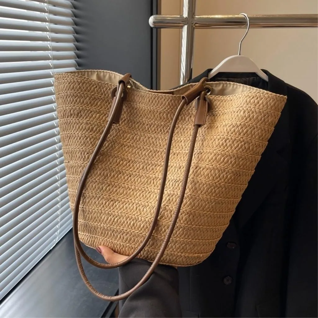 Large capacity Bag Colorful and Simple Straw Bucket - shaped Handbag: Enjoy Leisurely Outing Time Ladies shoulder Bag