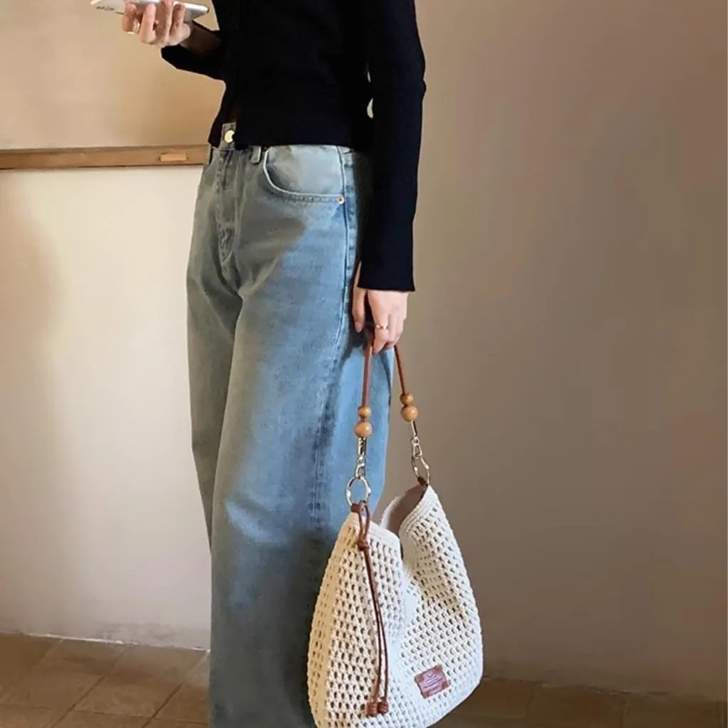 Large capacity Bag Simple and Stylish Straw Half - moon Handbag: Deduce an Elegant Style for Outings Ladies shoulder Bag