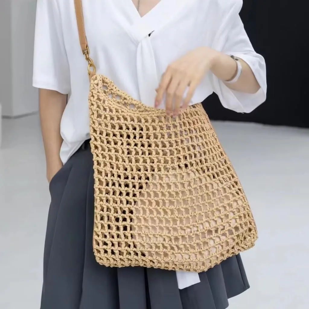 Large capacity Bag Simple and Stylish Straw Handbag: Deduce a Casual Style Ladies shoulder Bag