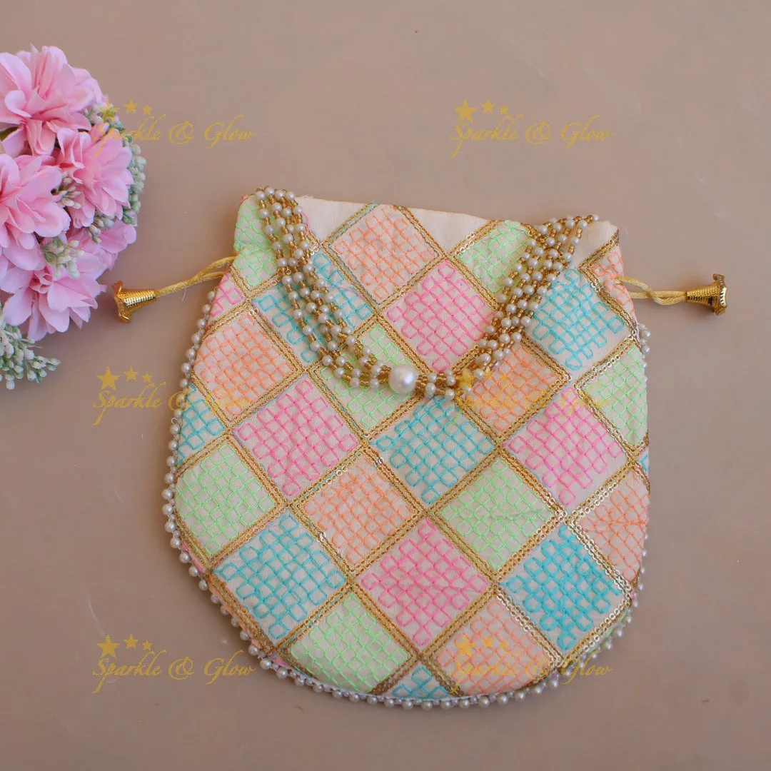 Pearl Embellished 8.5x8" Threadwork Potli Bag