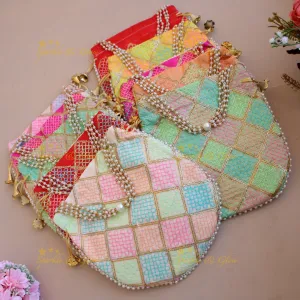 Pearl Embellished 8.5x8" Threadwork Potli Bag