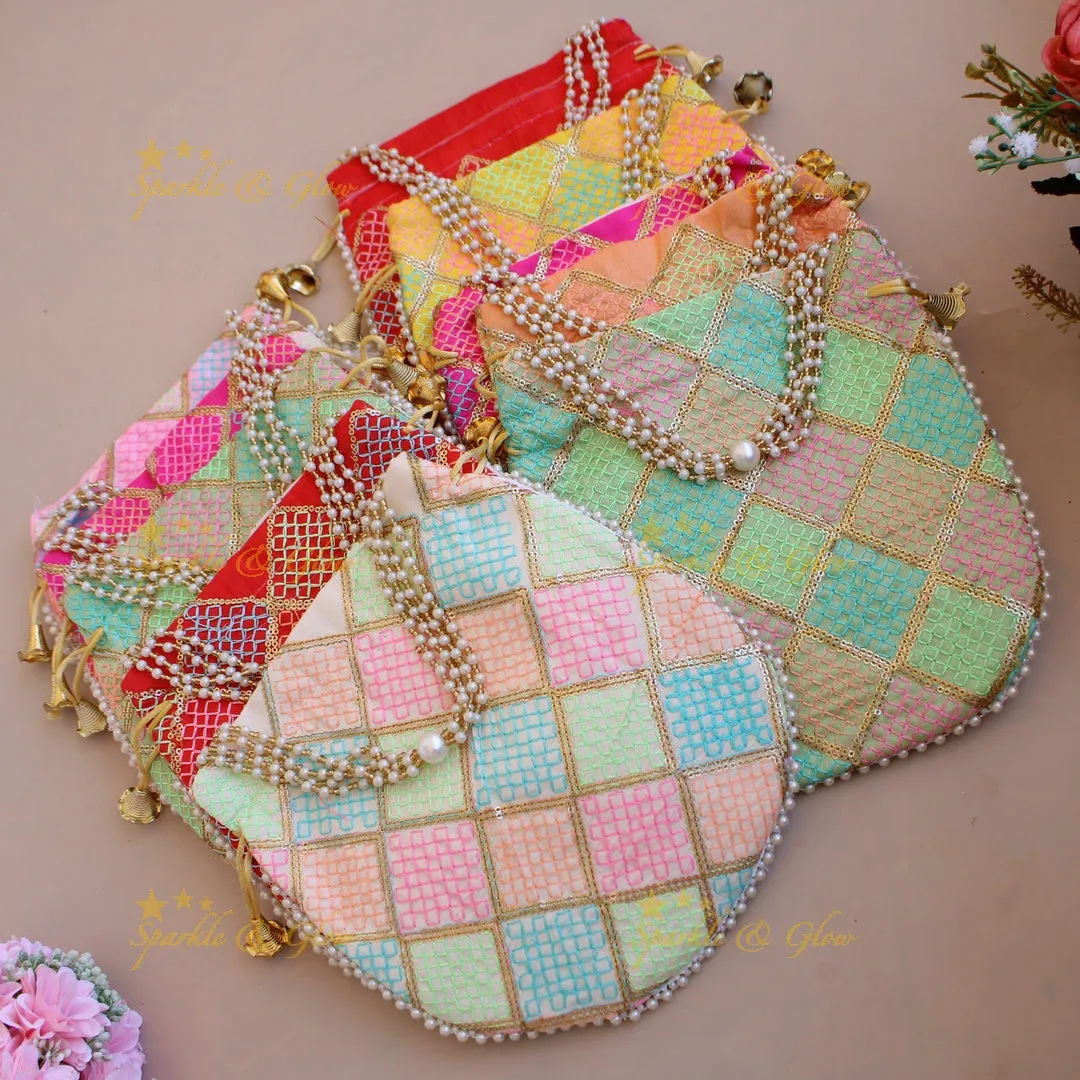 Pearl Embellished 8.5x8" Threadwork Potli Bag