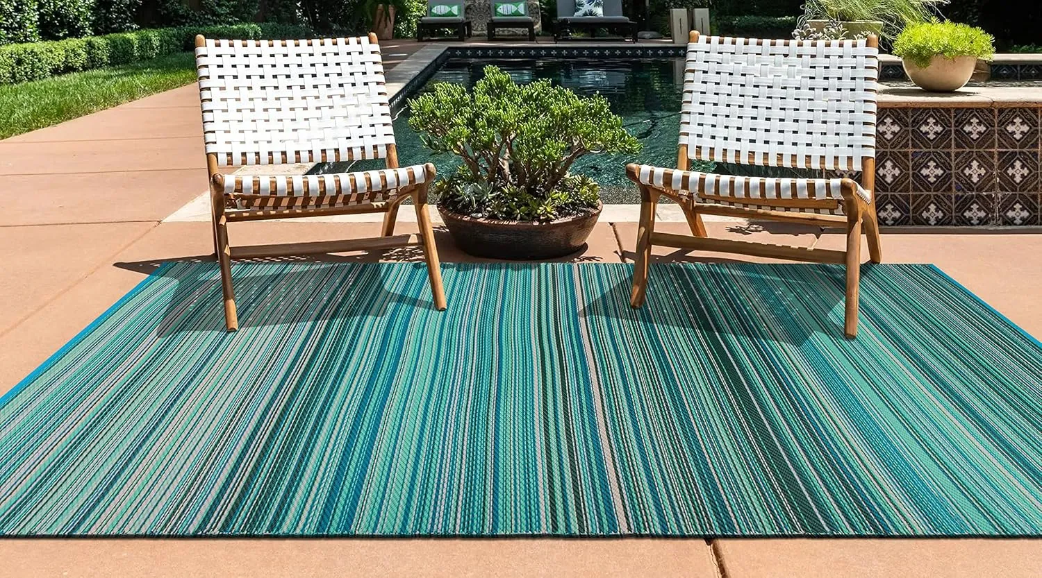 Rugshop Contemporary Stripe Reversible Crease-Free Waterproof Premium Recycled Plastic Outdoor Rugs for Patio,Backyard,RV,Deck,Picnic,Trailer,Beach,Camping Blue 3' x 5'