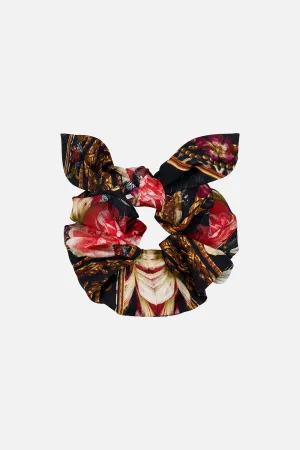 SCRUNCHIE A NIGHT AT THE OPERA