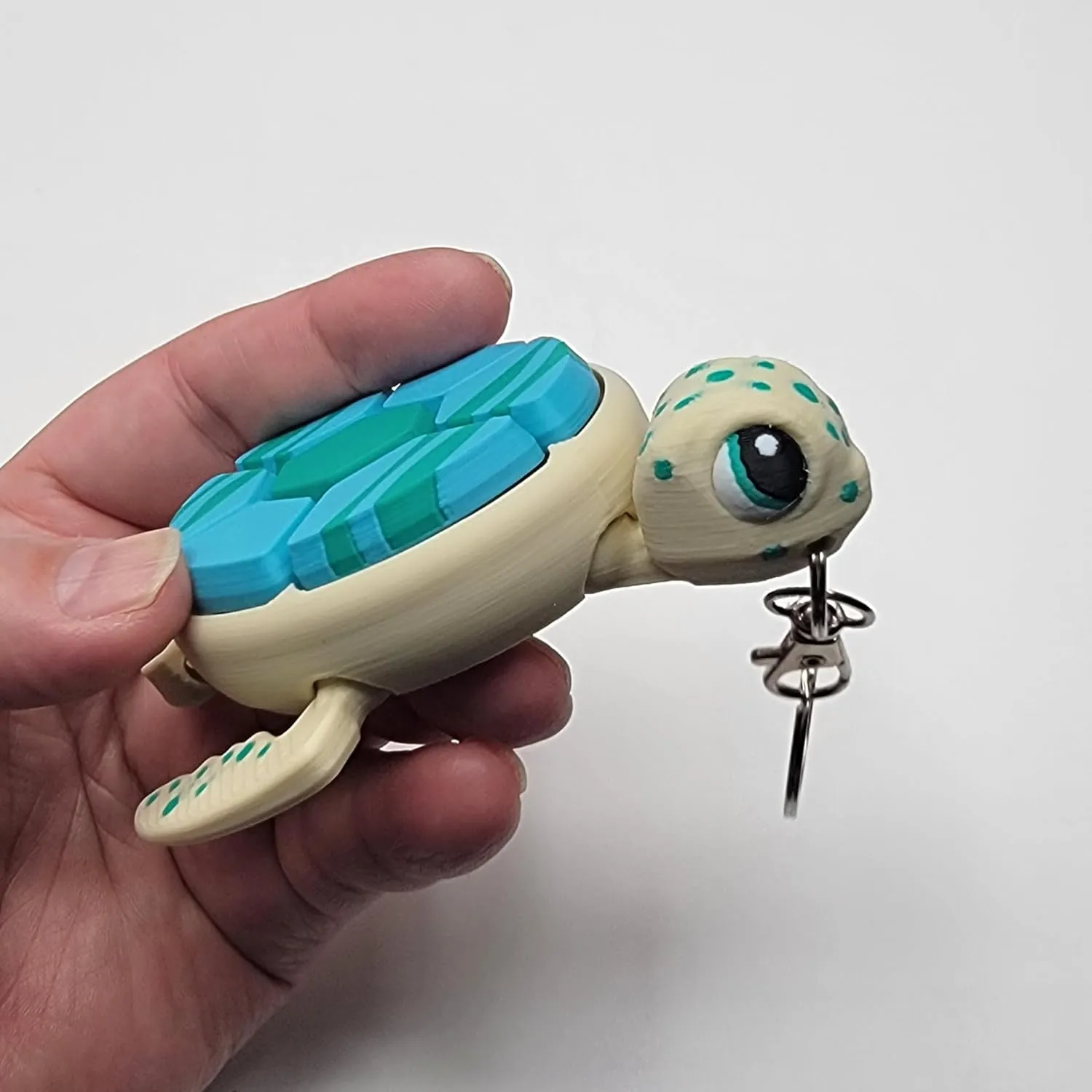 Sea Turtle Fidget Clicker Bag Charm, Sensory Figure Keychain, Articulating Head, Flippers and Tail (Beige/Green/Blue)