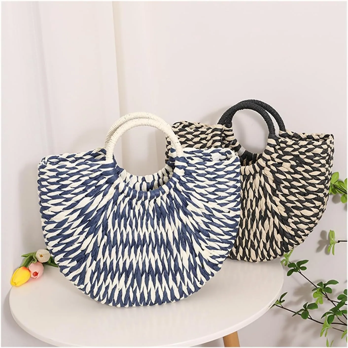 Semi-circular hand-held straw bag, colorful seaside vacation commuting all-match