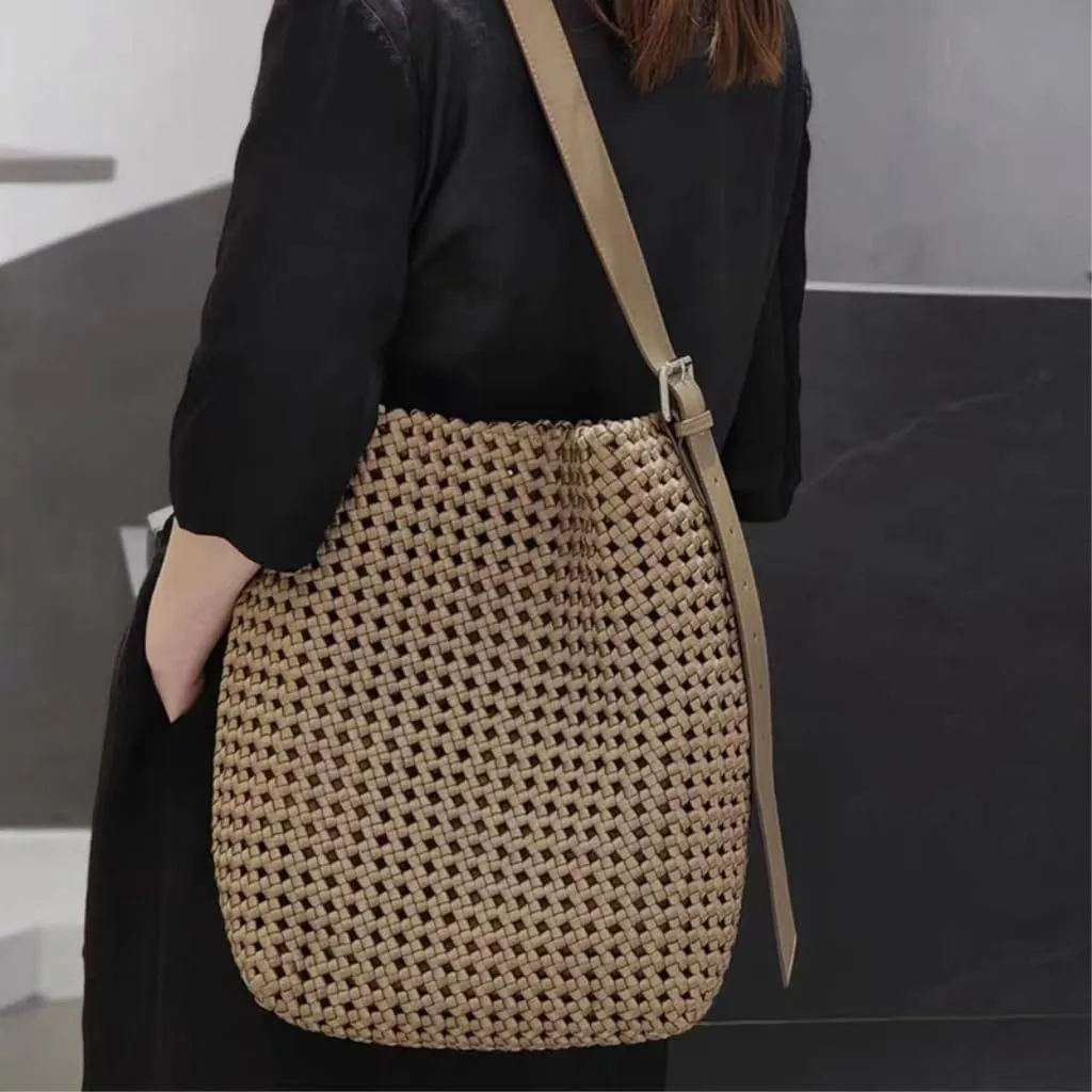 Straw Bag Simple and Versatile Woven Crossbody Bag: Deduce Diverse Fashion Styles for Outings Straw Bags