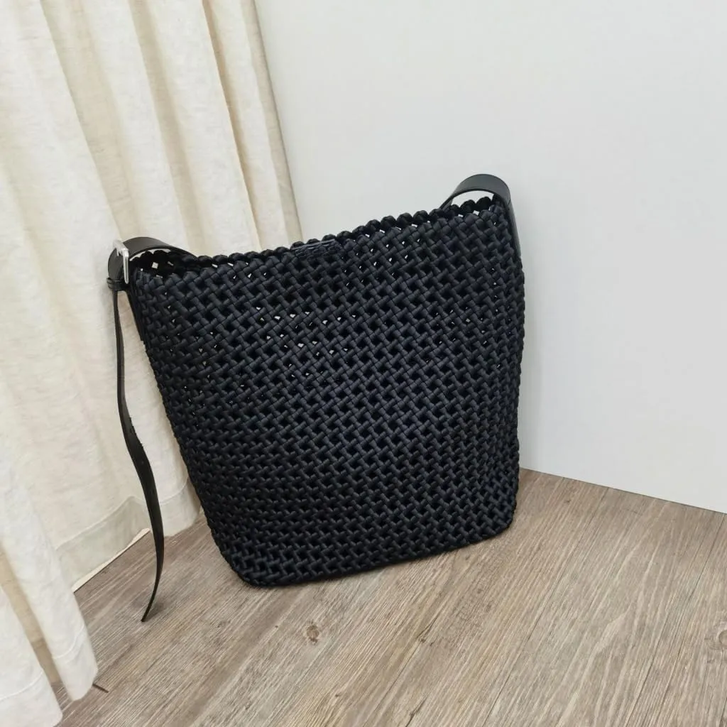 Straw Bag Simple and Versatile Woven Crossbody Bag: Deduce Diverse Fashion Styles for Outings Straw Bags