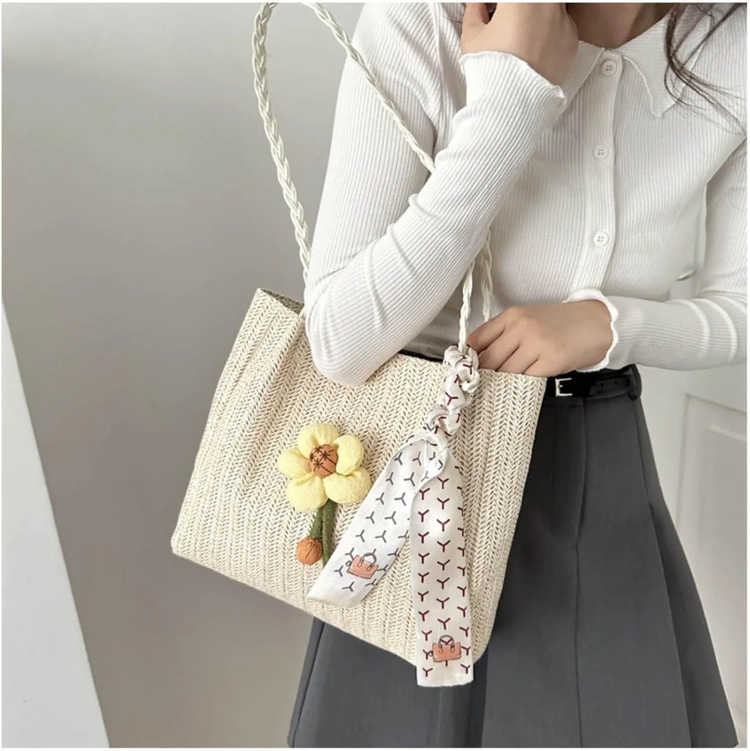 Usoway Straw Beach Bags for Women, Large Woven Beach Summer Tote, 2024 Trendy Holiday Purse Shoulder Bag for Travel Vacation