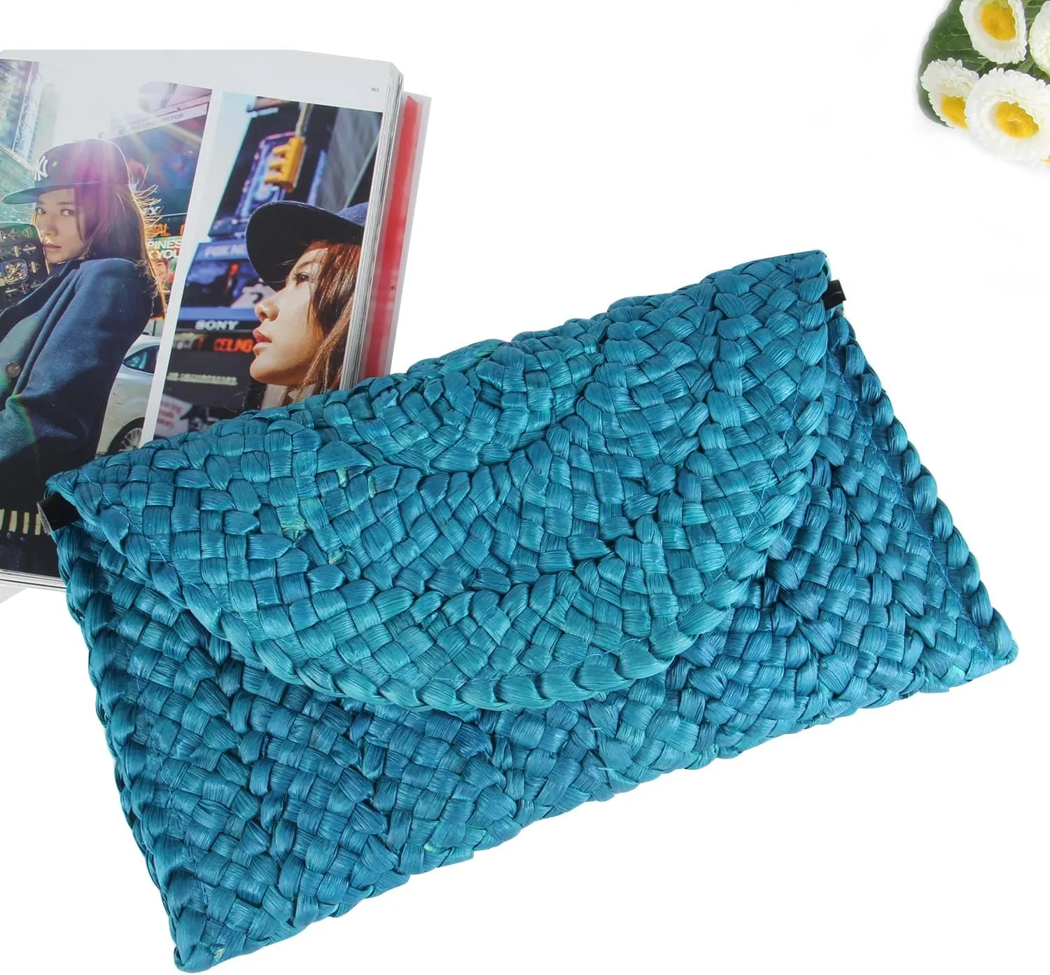 Women Straw Clutch Purse Handbag Straw Shoulder Bag Summer Beach Bag Woven Bag Envelope Purse Wallet