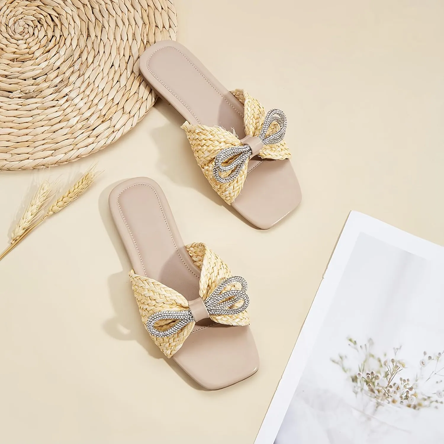 Women's Rhinestones Bow Weave Flat Slides Sandals Fashion Comfortable Open Square Toe Slip On Summer Raffia Dress Slippers for Daily Indoor Outdoor Party Beach